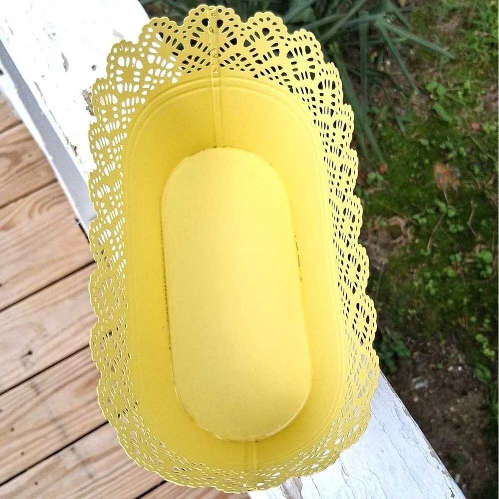 368 Yellow Metal Oval Lace Trimmed Basket Makeup Bathroom Planter Decor